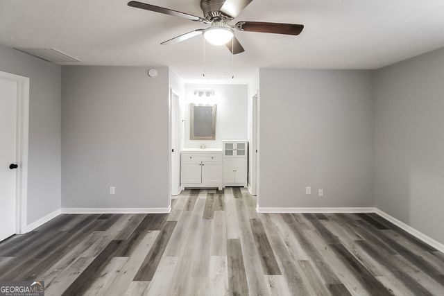 8630 Cedar Creek Ridge, Riverdale, GA 30274