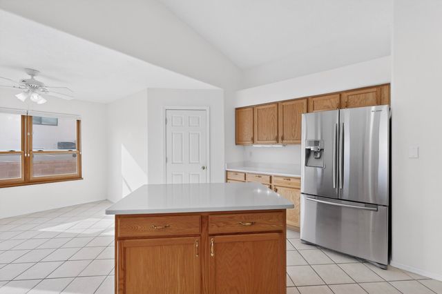 5913 Chaco Loop NE, Rio Rancho, NM 87144