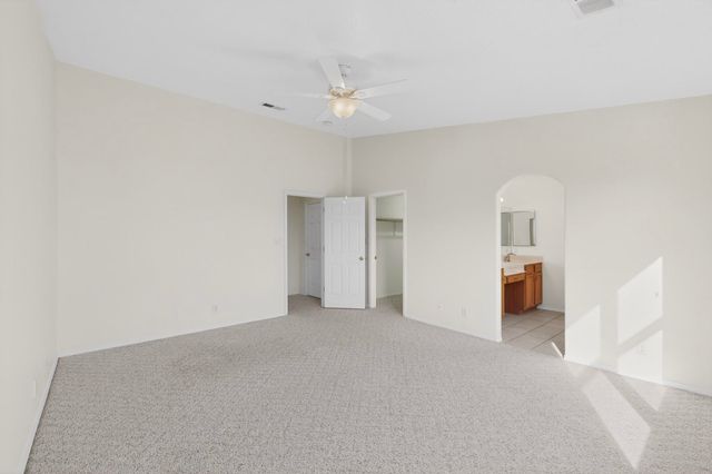 5913 Chaco Loop NE, Rio Rancho, NM 87144