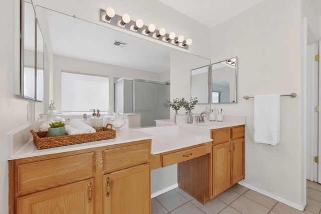 5913 Chaco Loop NE, Rio Rancho, NM 87144