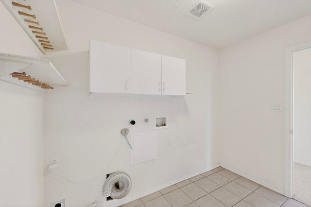 5913 Chaco Loop NE, Rio Rancho, NM 87144