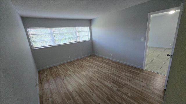 16800 NE 15th Avenue 209, North Miami Beach, FL 33162