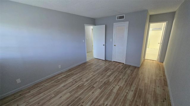 16800 NE 15th Avenue 209, North Miami Beach, FL 33162