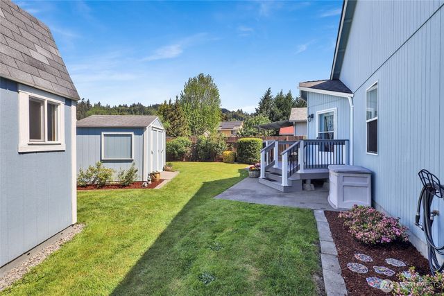 14 Canary Court, Longview, WA 98632
