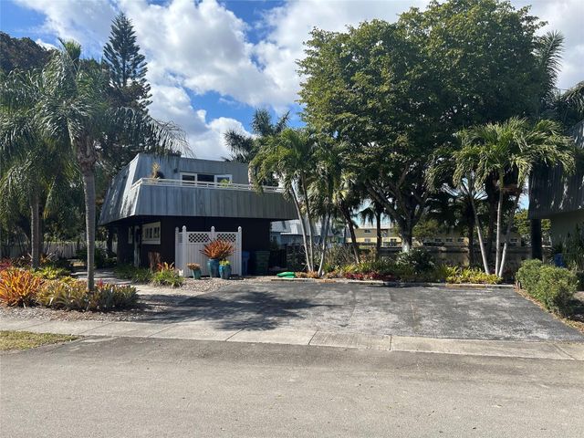 4001 NE 14th Avenue, Oakland Park, FL 33334