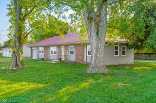 4734 S Cloverleaf Drive, Seymour, IN 47274