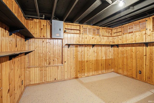 815 Meridian Street, Mishawaka, IN 46544