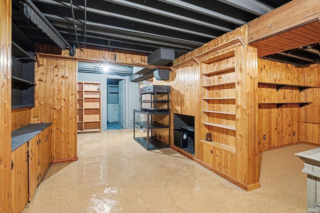 815 Meridian Street, Mishawaka, IN 46544