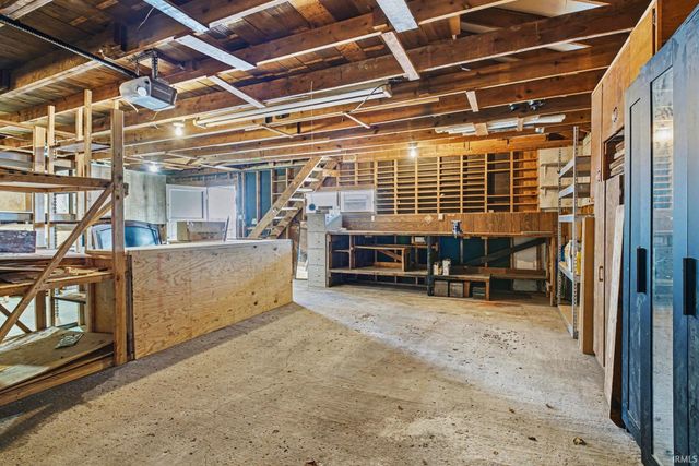 815 Meridian Street, Mishawaka, IN 46544