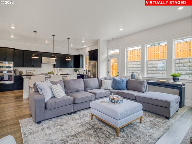 11898 Sw Strobel Rd, Beaverton, OR 97007