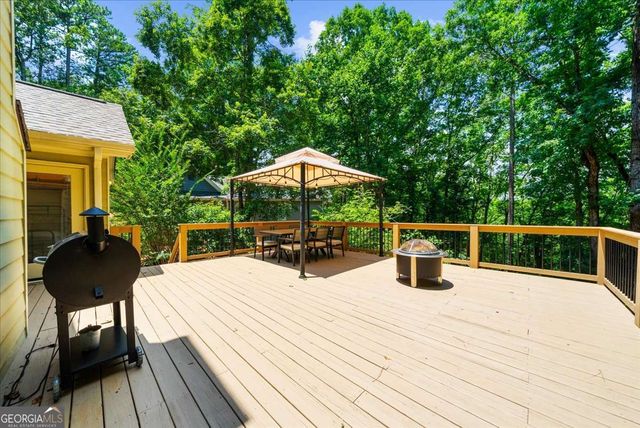 3410 Banks Mountain Place, Gainesville, GA 30506