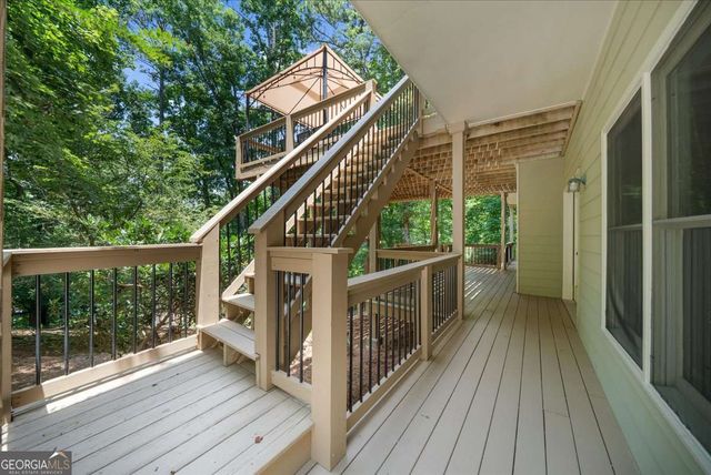 3410 Banks Mountain Place, Gainesville, GA 30506