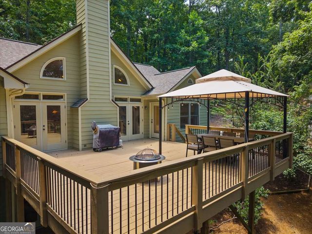 3410 Banks Mountain Place, Gainesville, GA 30506