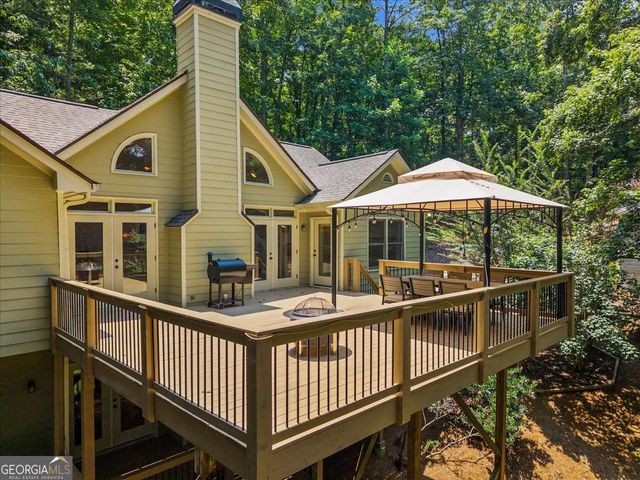 3410 Banks Mountain Place, Gainesville, GA 30506