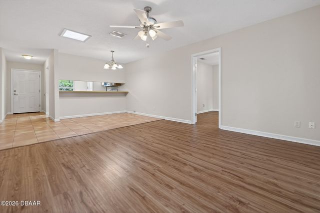 1054 W Samms Avenue, Port Orange, FL 32129