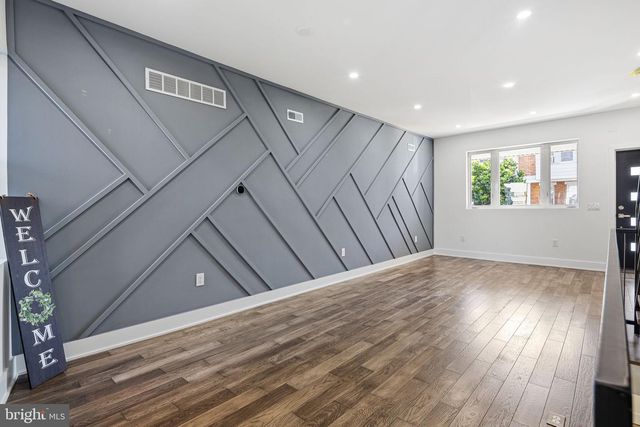 3410 ALMOND ST, Philadelphia, PA 19134