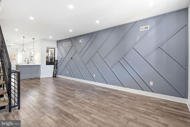 3410 ALMOND ST, Philadelphia, PA 19134