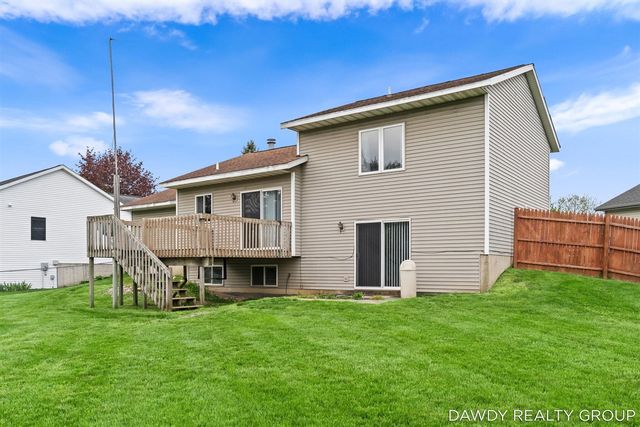 6274 Derek Drive, Hudsonville, MI 49426