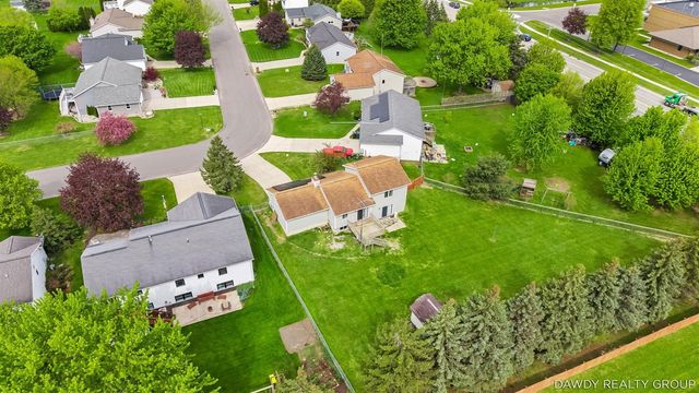 6274 Derek Drive, Hudsonville, MI 49426