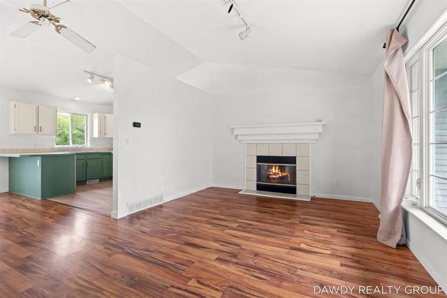 6274 Derek Drive, Hudsonville, MI 49426