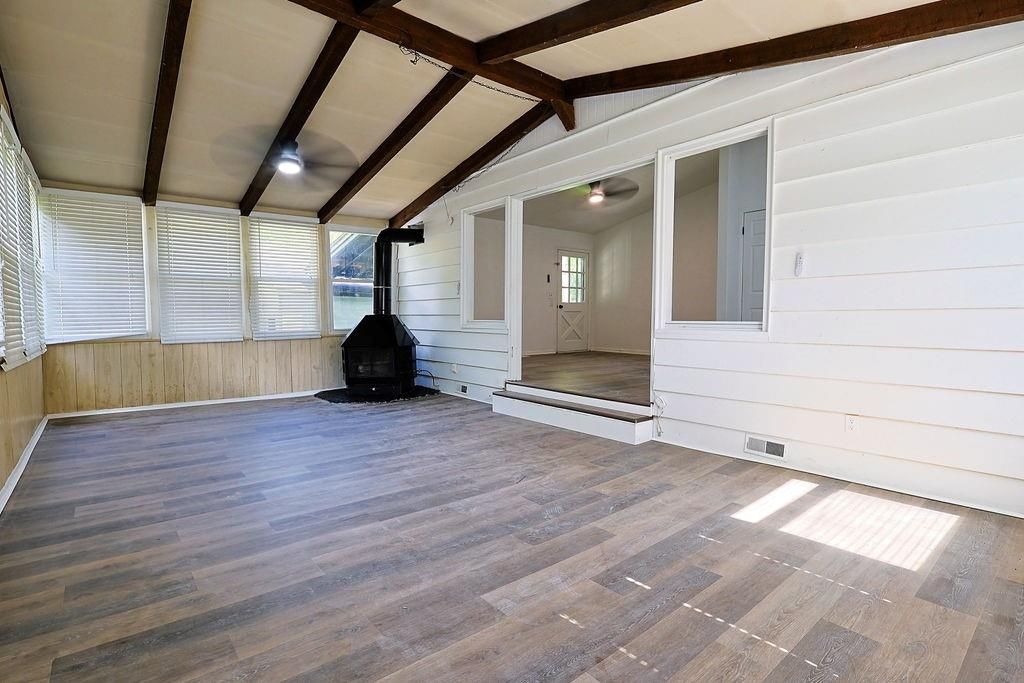 Image 7 of property listing at 3029 Flamingo Drive, Decatur, GA 30033