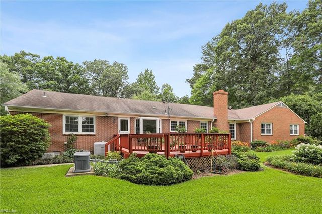 205 Old Dominion RD, Yorktown, VA 23692
