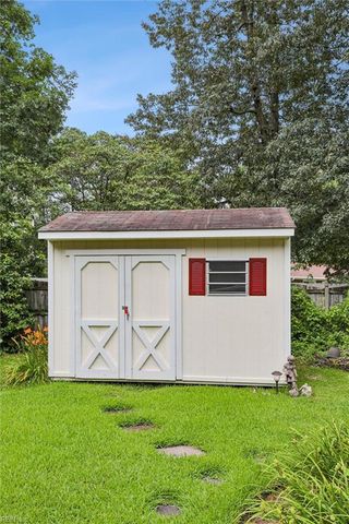 205 Old Dominion RD, Yorktown, VA 23692
