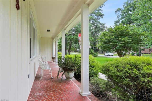 205 Old Dominion RD, Yorktown, VA 23692