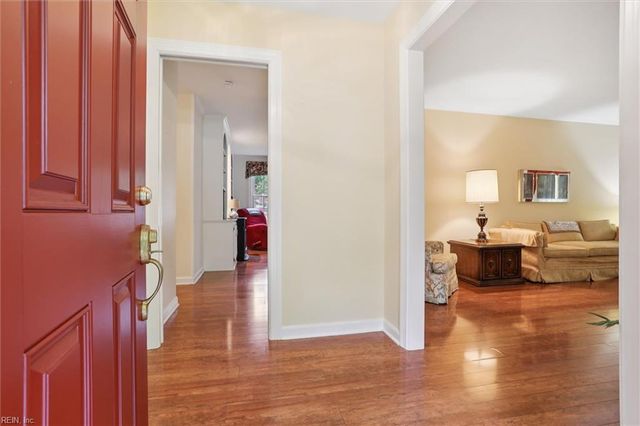 205 Old Dominion RD, Yorktown, VA 23692