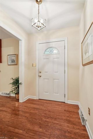 205 Old Dominion RD, Yorktown, VA 23692