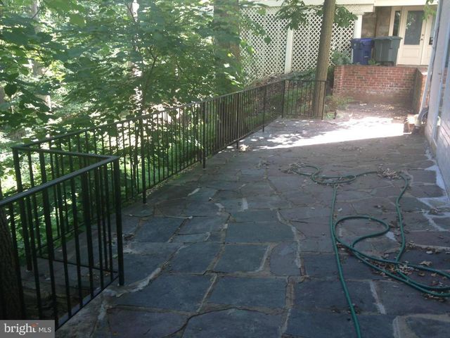 3207 CIRCLE HILL RD, Alexandria, VA 22305