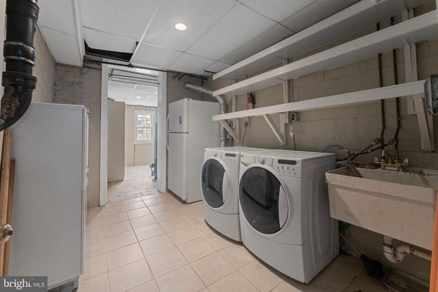 3207 CIRCLE HILL RD, Alexandria, VA 22305