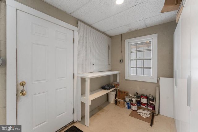 3207 CIRCLE HILL RD, Alexandria, VA 22305