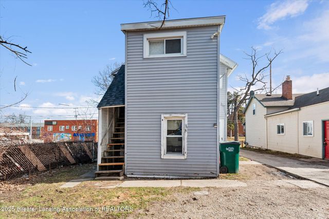 611 N Pine Street, Lansing, MI 48933