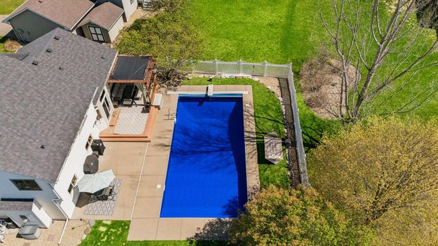 6115 Dufferin Drive, Savage, MN 55378