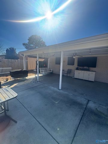 1218 Castleman Avenue, Decatur, AL 35601