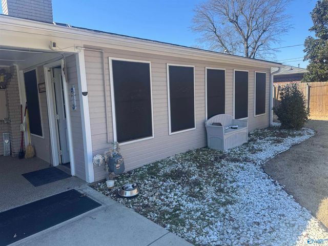 1218 Castleman Avenue, Decatur, AL 35601