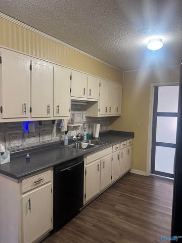 1218 Castleman Avenue, Decatur, AL 35601