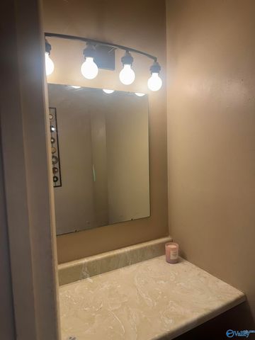 1218 Castleman Avenue, Decatur, AL 35601