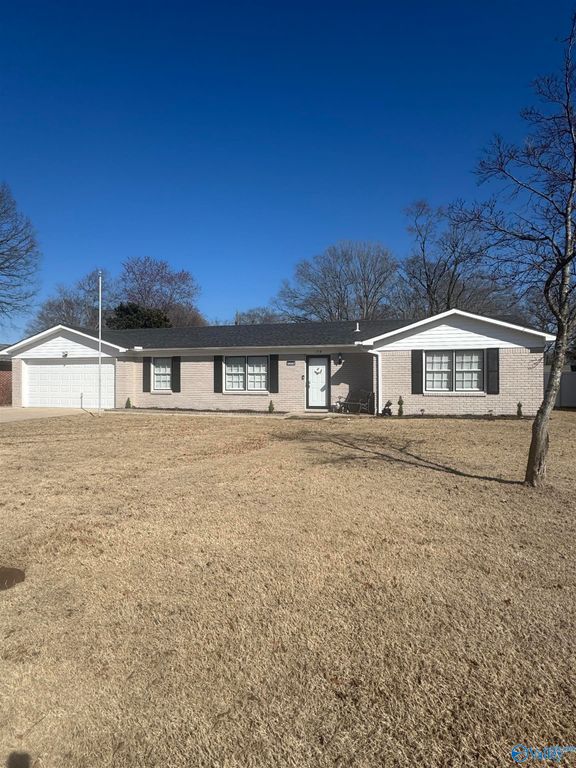 1218 Castleman Avenue, Decatur, AL 35601