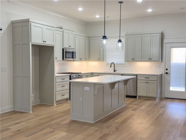 39 Selkirk Drive, Bella Vista, AR 72715