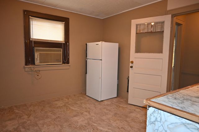 2417 Leahy Street, Muskegon, MI 49444