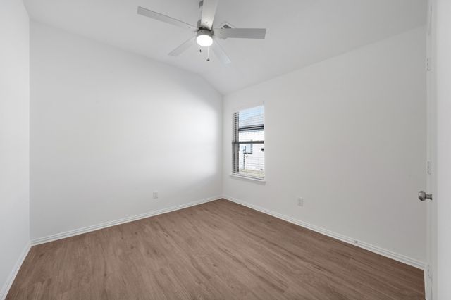 321 Woodlands Boulevard, Terrell, TX 75160