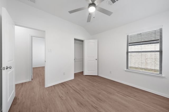 321 Woodlands Boulevard, Terrell, TX 75160