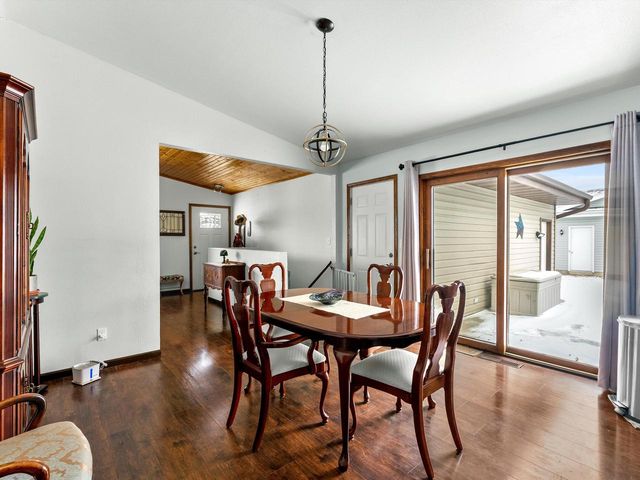 1209 E Thomas STREET, Manitowoc, WI 54220