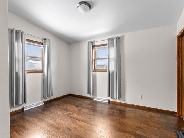 1209 E Thomas STREET, Manitowoc, WI 54220