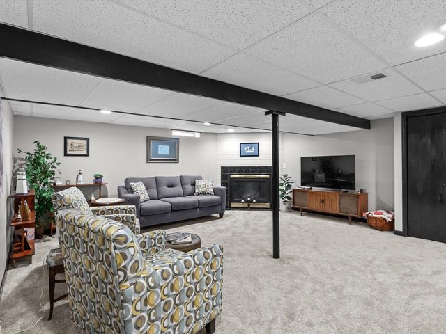 1209 E Thomas STREET, Manitowoc, WI 54220