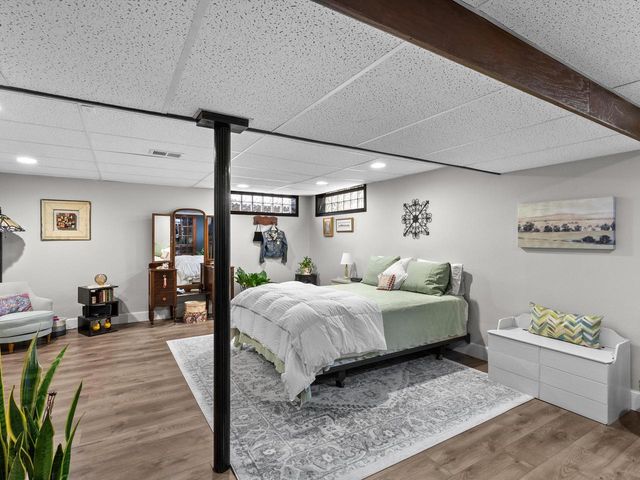 1209 E Thomas STREET, Manitowoc, WI 54220