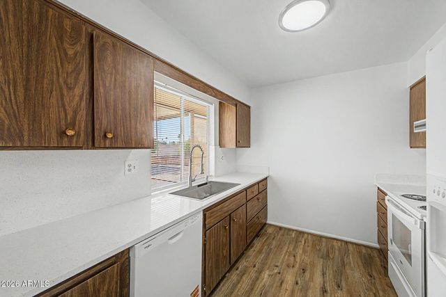 14432 N LAKEFOREST Drive, Sun City, AZ 85351