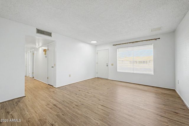 14432 N LAKEFOREST Drive, Sun City, AZ 85351